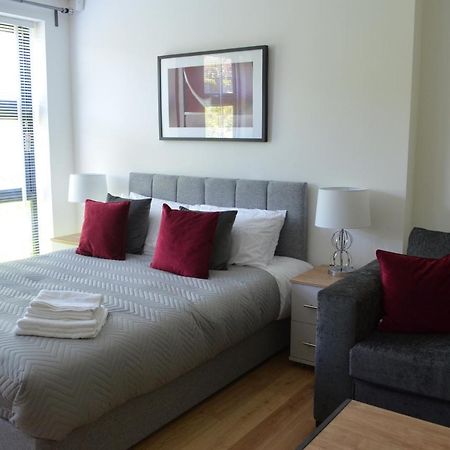 Executive Bright And Airy Studio Apartment In Sydenham لندن المظهر الخارجي الصورة