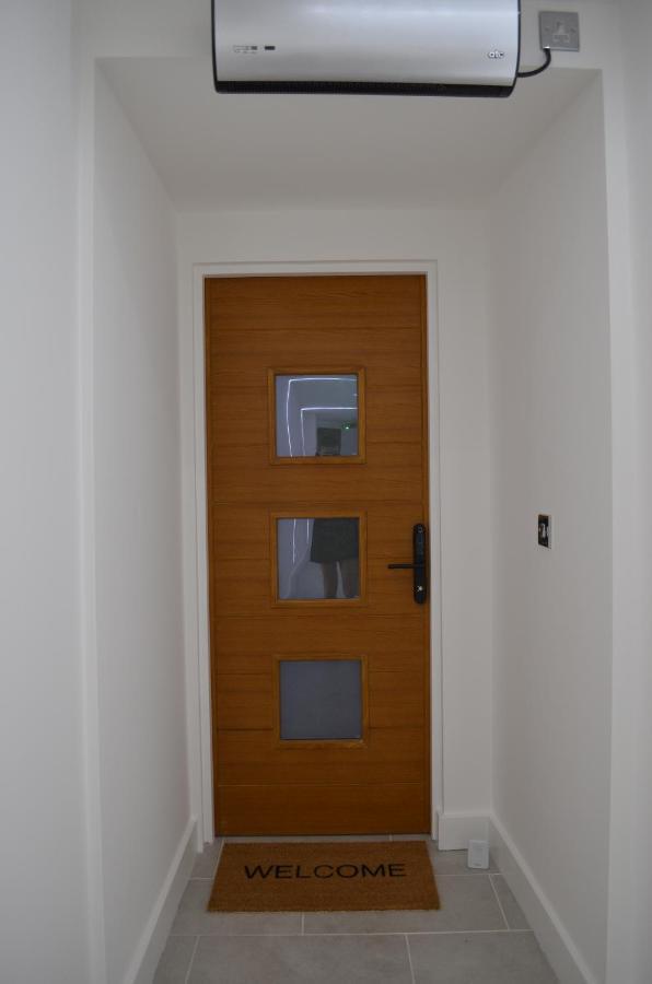 Executive Bright And Airy Studio Apartment In Sydenham لندن المظهر الخارجي الصورة