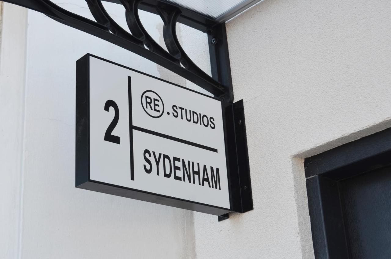 Executive Bright And Airy Studio Apartment In Sydenham لندن المظهر الخارجي الصورة